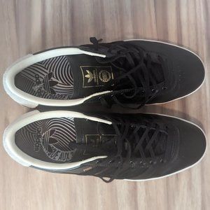 Adidas Puig Indoor Size 11